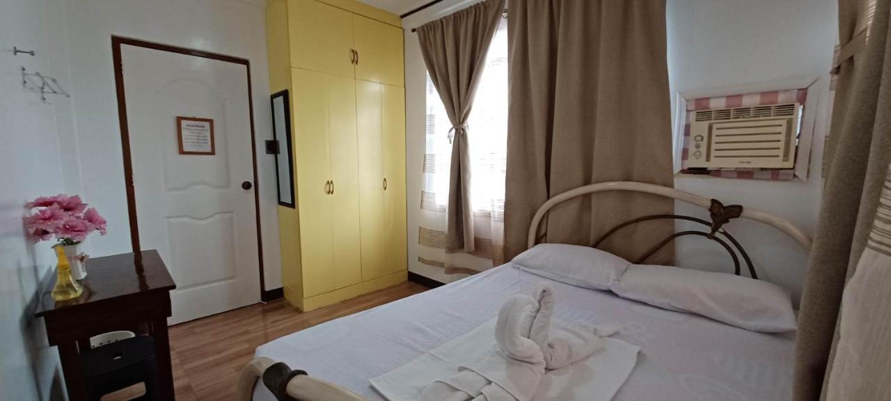 Donsol Aguluz Homestay Bagian luar foto