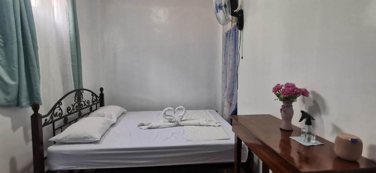 Donsol Aguluz Homestay Bagian luar foto
