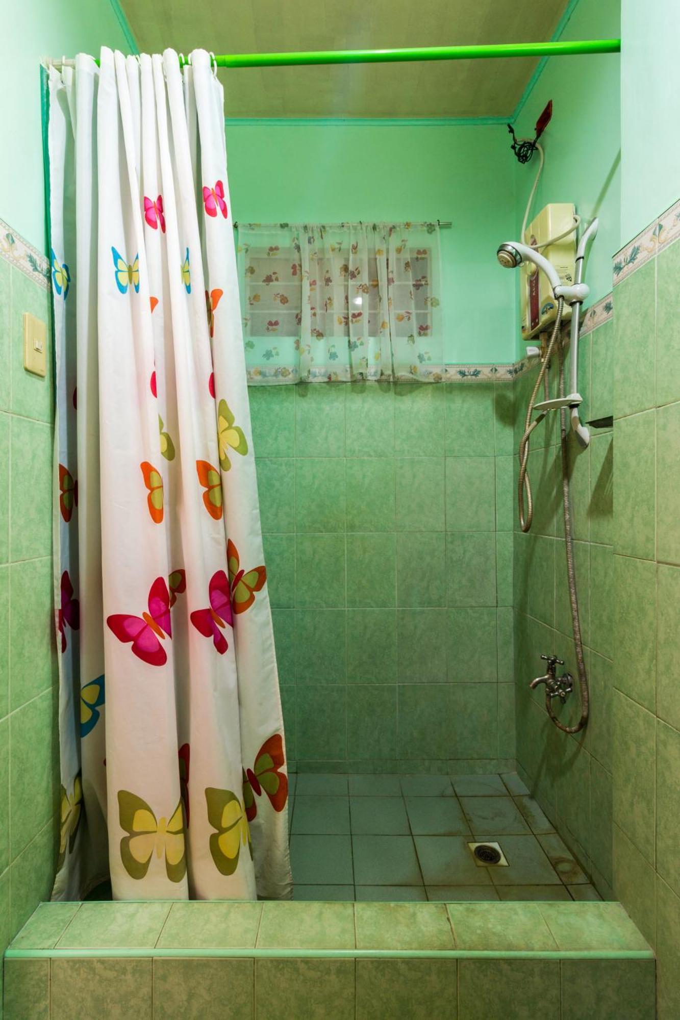 Donsol Aguluz Homestay Bagian luar foto